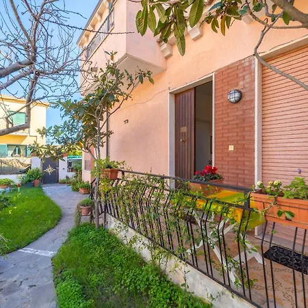 Brorent-emilia 1 招待所